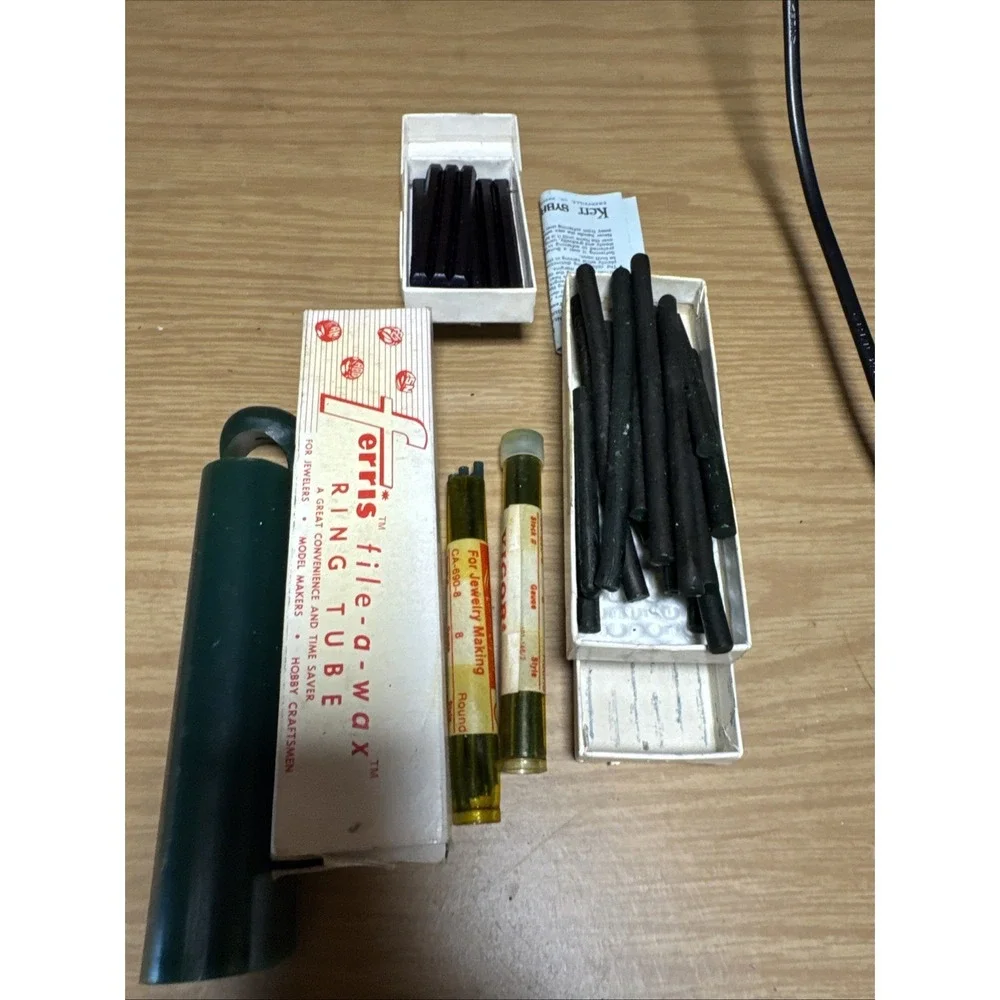 Ferris File-a-wax Lot Mix Blue Green Tube Bricks Block